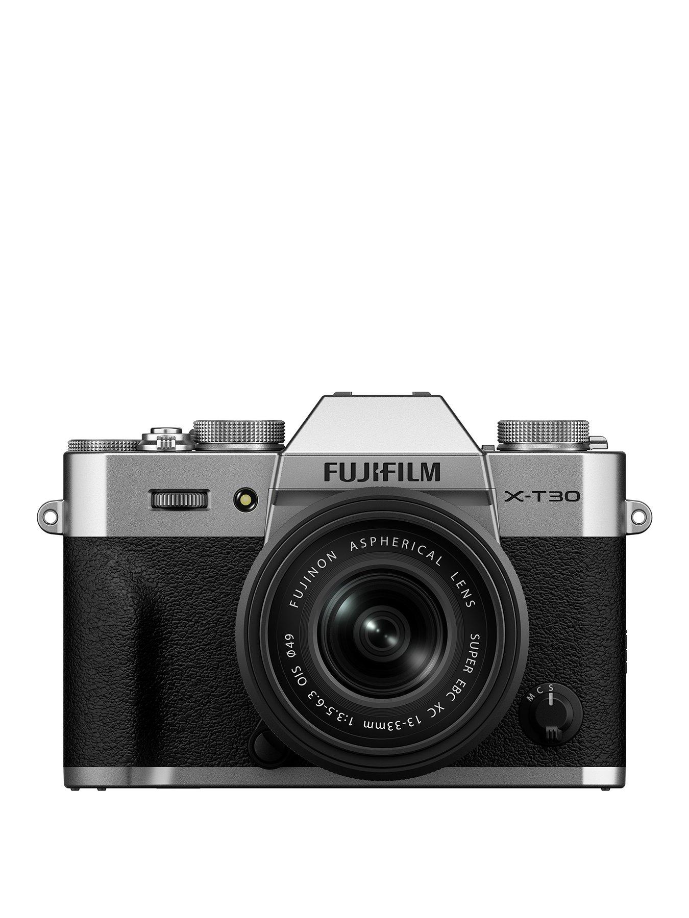 Fujifilm X-T30 III silver / 13-33mm Kit